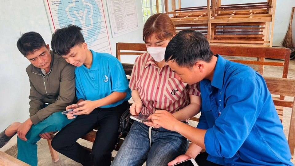 Quảng Ngãi: Chính quyền 2 cấp vận hành trơn tru nhờ hạ tầng số
