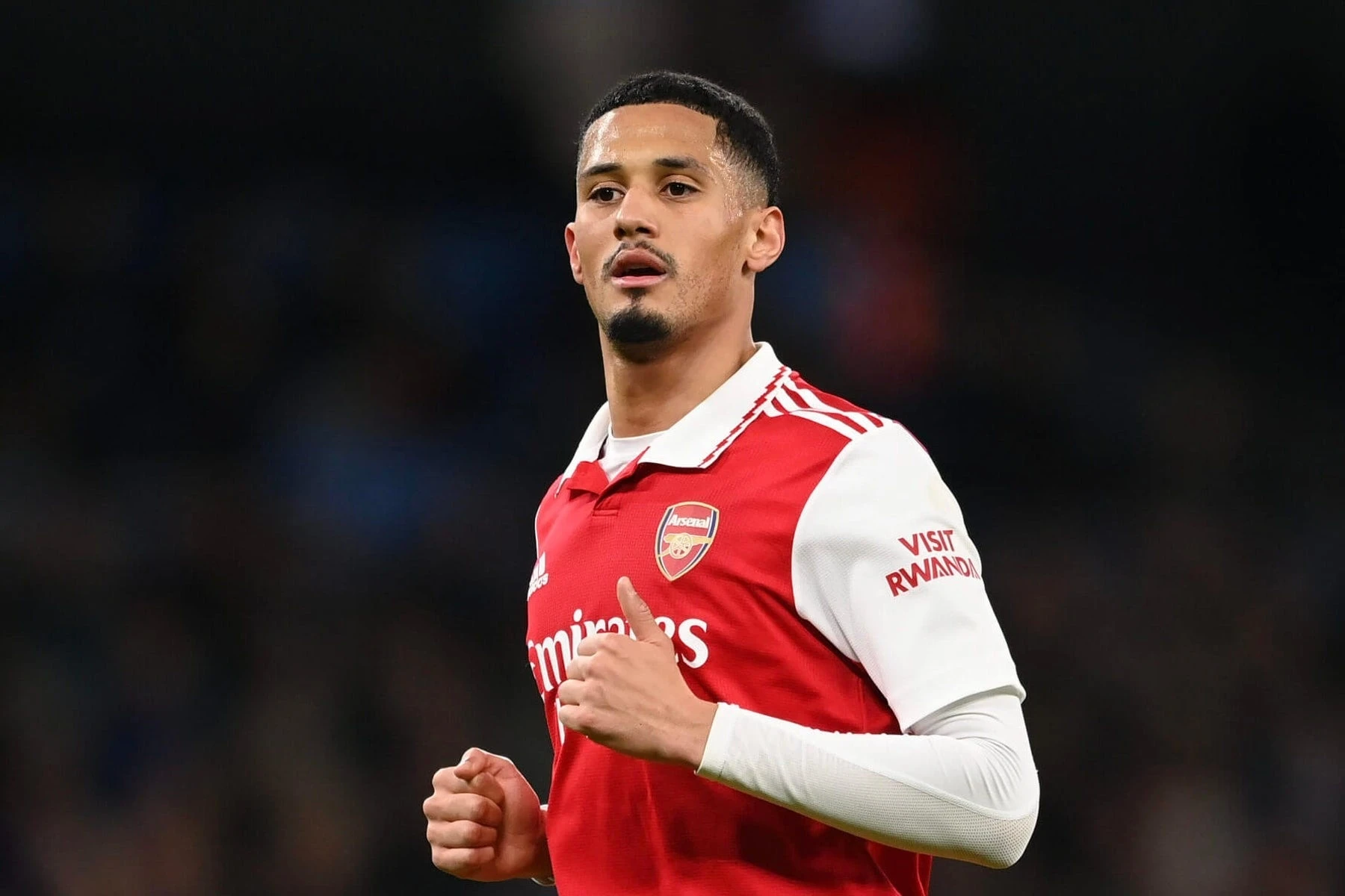 Tiền đạo số 1 Newcastle nguy cơ rời đội, Liverpool sẵn sàng đón chào Saliba la manh ghep hoan hao cho Real Madrid hinh anh