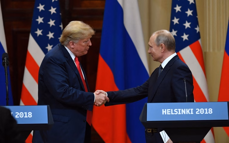 Ông Trump rút ngắn thời hạn để Nga chấm dứt chiến sự còn 10-12 ngày, Ukraine cảm ơn - Ảnh 3.