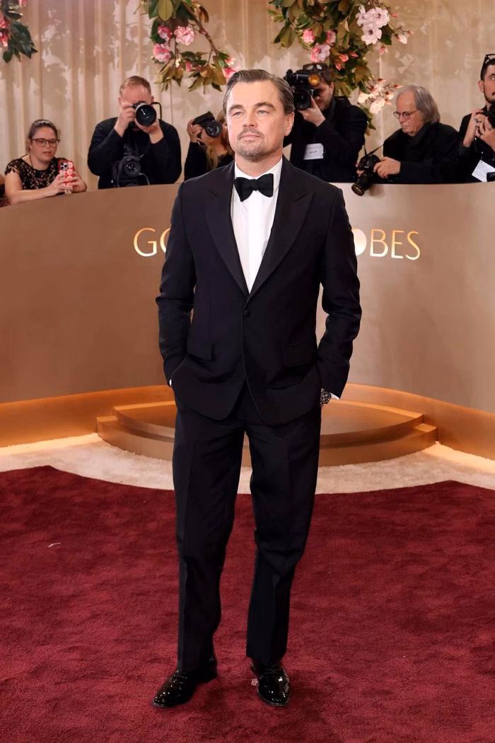 Leonardo DiCaprio Full Black