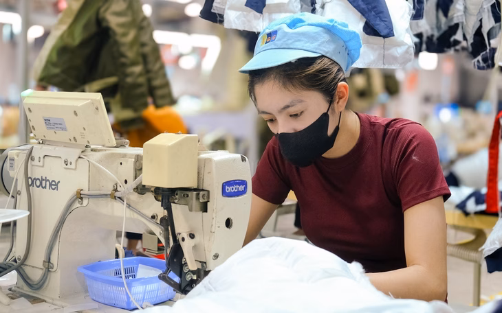 Đề xuất lương tối thiểu mới nhiều phường xã ở TP.HCM, Hà Nội sau sáp nhập - Ảnh 3.