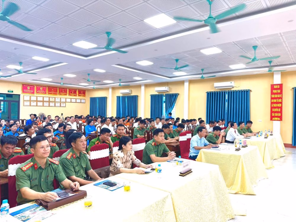 Hà Tĩnh: Cao đẳng Công nghệ tổ chức Ngày hội toàn dân bảo vệ an ninh Tổ quốc