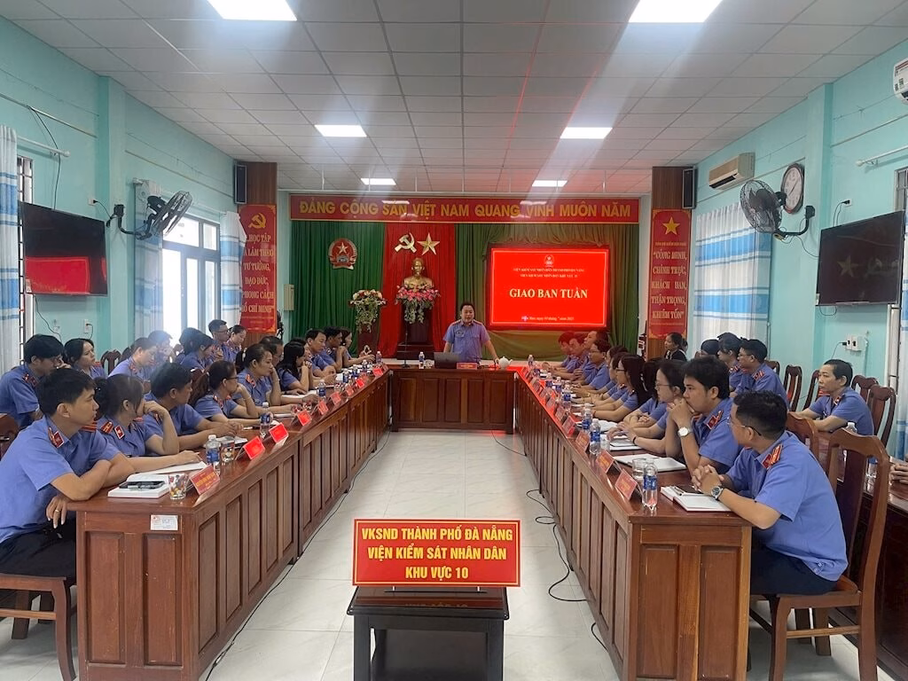 Viện kiểm sát khu vực đầu tiên ở Đà Nẵng hoạt động từ 1/7 Kiểm sát viên VKSND Khu vực 10 kiểm sát hoạt động thực nghiệm điều tra.