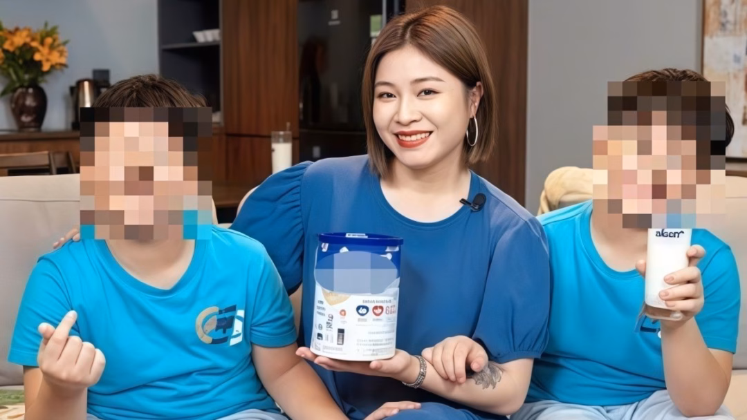 MC Quyền Linh và diễn viên Doãn Quốc Đam bị nhắc nhở vì quảng cáo thực phẩm chức năng sai quy định