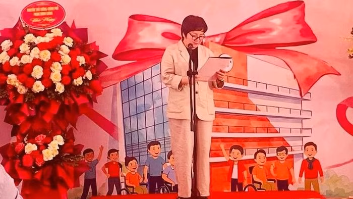 Bà Trần Thị Lương An phát biểu tại buổi lễ