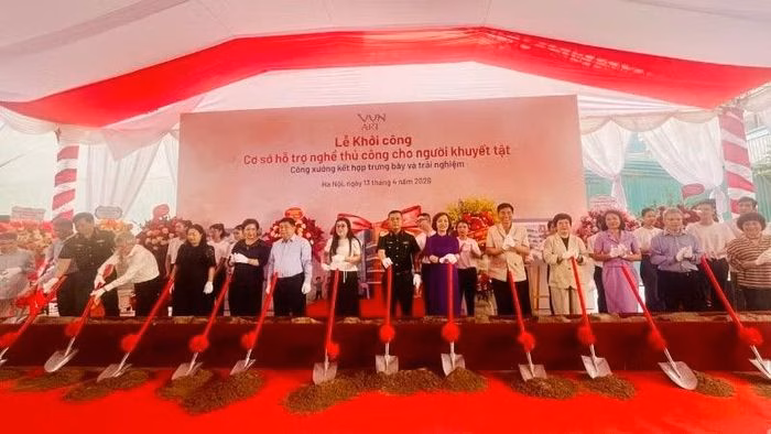 Lễ khởi công cơ sở hỗ trợ nghề thủ công cho người khuyết tật tại làng lụa Vạn Phúc