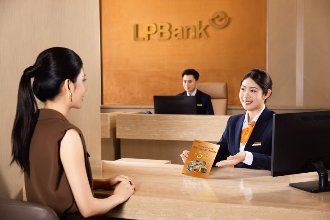 LPBank giảm l&atilde;i suất huy động v&agrave; cho vay nhằm hỗ trợ doanh nghiệp v&agrave; nền kinh tế