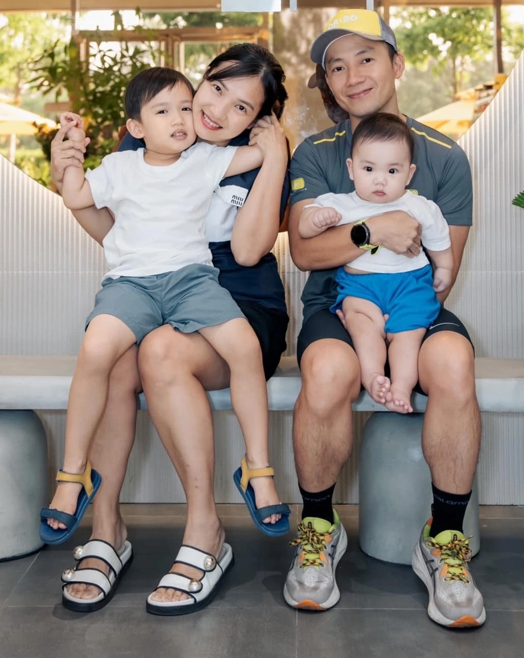 Tiến Đạt tặng ca kh&uacute;c &ldquo;Tự H&agrave;o Được L&agrave;m Con&rdquo; cho hai con trai