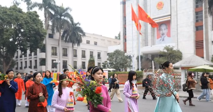 Hoạt động Tết Việt &ndash; Tết phố tại hồ Ho&agrave;n Kiếm 2026