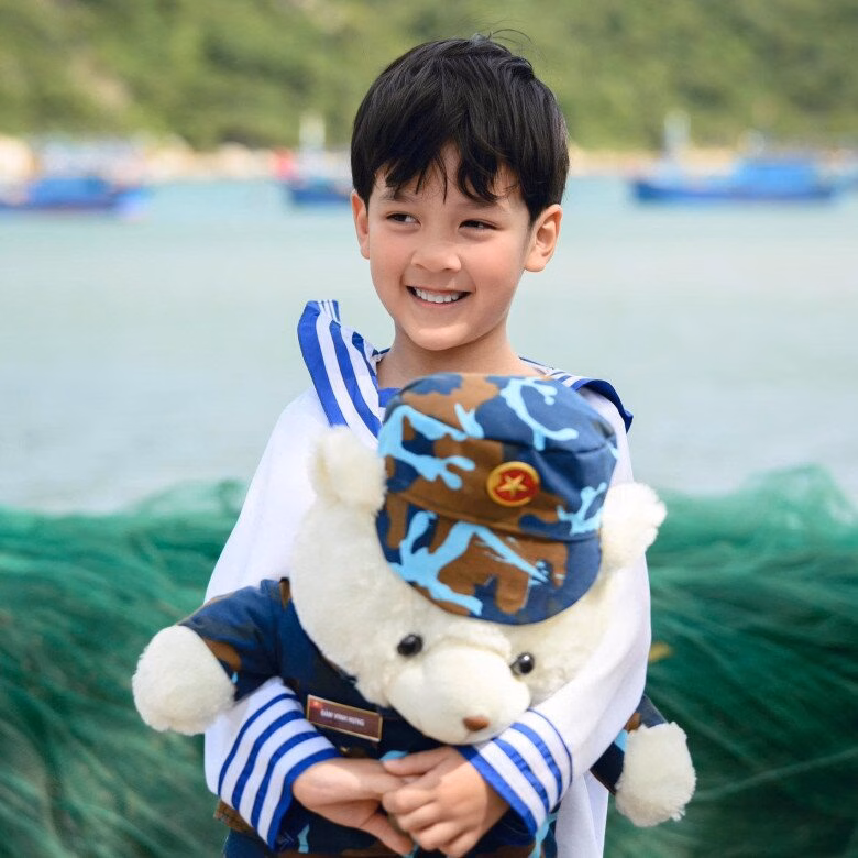 Bé Polo là một trong những “hot kid” được khán giả yêu mến trên mạng xã hội.