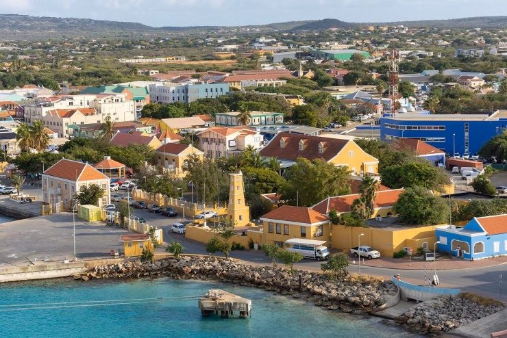 Thủ phủ Kralendijk của đảo Bonaire Thủ phủ Kralendijk của đảo Bonaire.