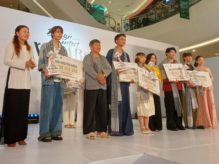 5 thí sinh đạt Giải khuyến khích được vinh danh 5 thí sinh đạt Giải khuyến khích được vinh danh