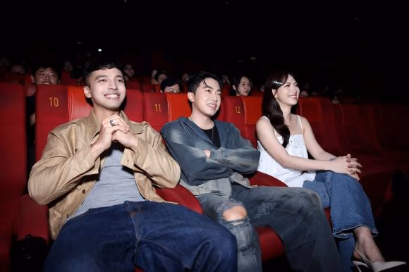 Các sao Việt khác