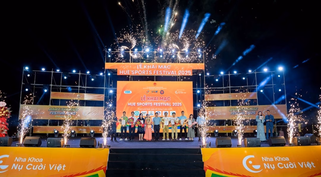 Lễ khai mạc Ngày hội thể thao vì sức khỏe cộng đồng tại Huế Chương trình ca nhạc tại khai mạc Ngày hội Thể thao vì sức khỏe cộng đồng “Hue Sports Festival” năm 2025.