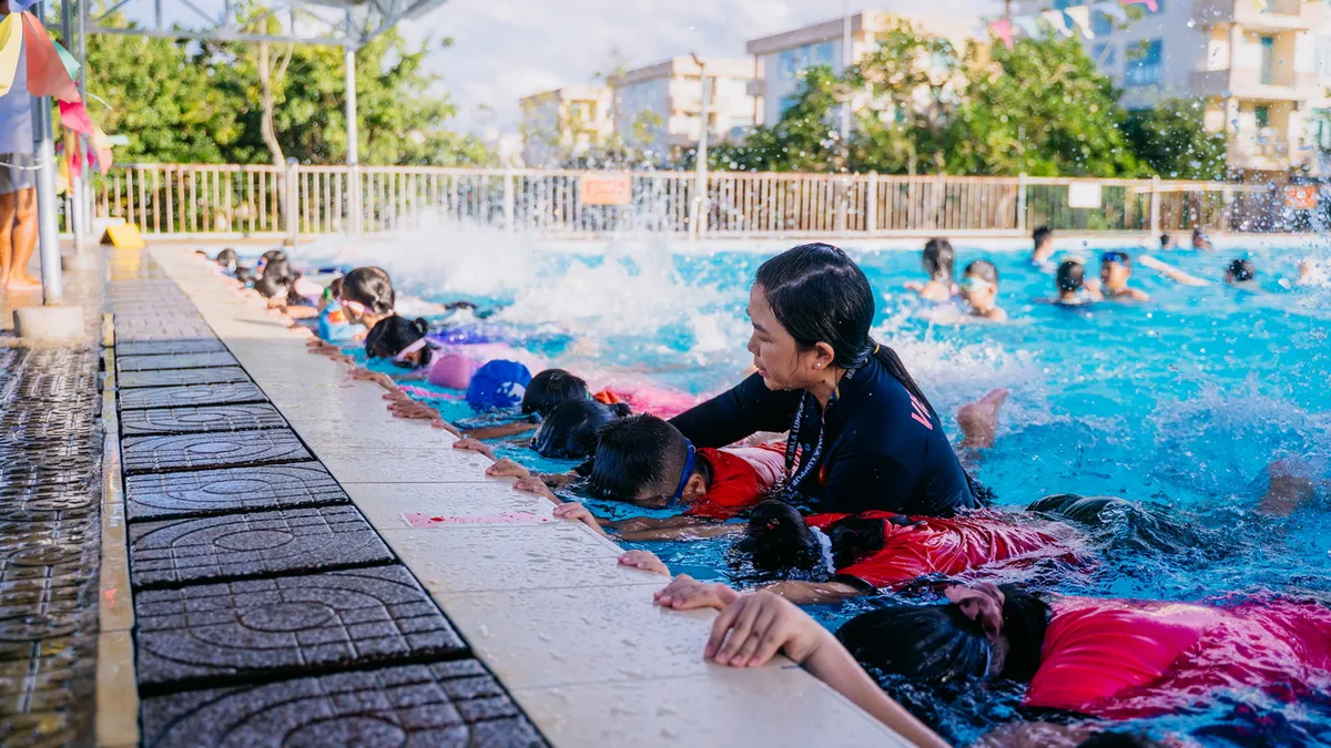 Bảo vệ trẻ em vùng sông nước- Ảnh 4.
