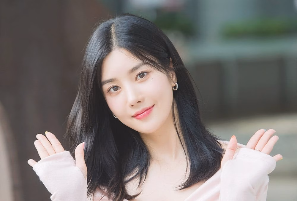 Cựu thành viên IZ*ONE Kwon Eunbi hẹn hò người yêu 2 năm sau ồn ào phân chia tài sản Phát hoảng với chiếc mũi nhọn hoắt,