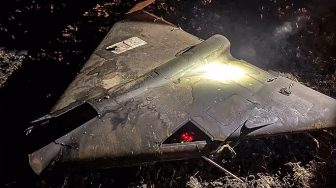 Nga nâng cấp UAV tự sát Geran, tăng sức ép lên phòng không Ukraine Ukraine đã phát triển UAV mang hình dáng giống Shahed để tấn công Nga. Ảnh: Lữ đoàn tác chiến đặc biệt số 12 Azov