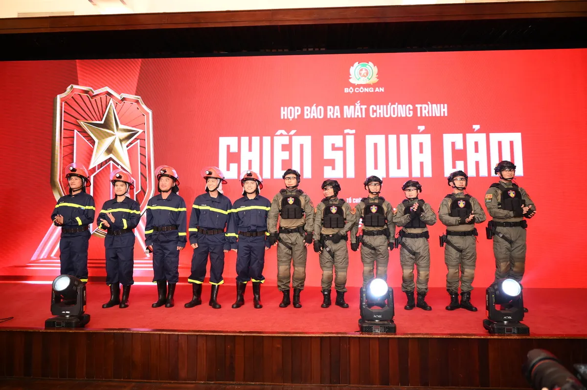 Các nghệ sĩ tham gia Chiến sĩ quả cảm