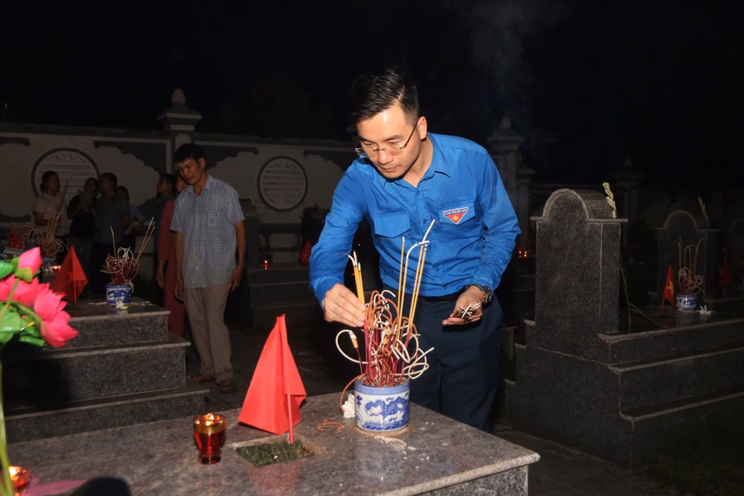 Trung ương tổ chức hành trình về nguồn và tri ân anh hùng liệt sĩ tại Tuyên Quang