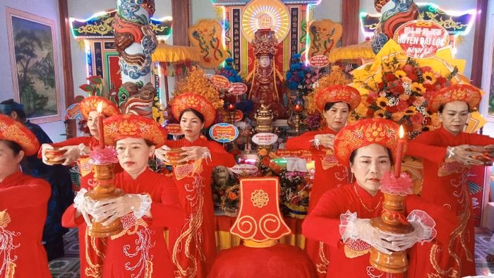 Lễ đại tế công đức Bà Phường Chào Nghi lễ đại tế công đức trong lễ hội Bà Phường Chào tại thôn Khương Mỹ