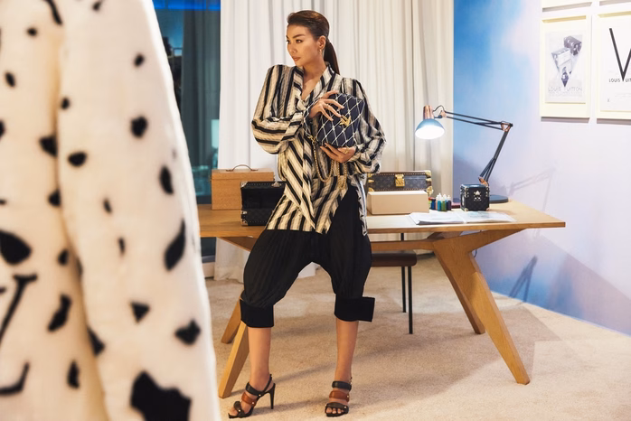 Cận cảnh outfit285 triệu đồng của Thanh Hằng Cận cảnh outfit285 triệu đồng của Thanh Hằng - Ảnh1.