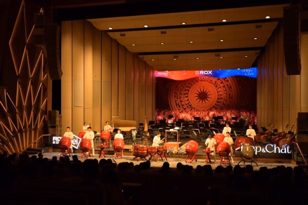 Gala ROXMei “Đẹp và Chất”