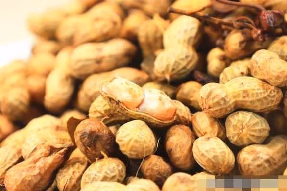 Lạc luộc ngon mềm mẹo nấu ăn lạc luộc