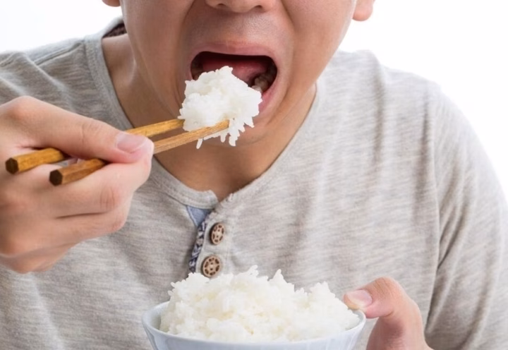 Lượng cơm cần thiết cho người trưởng thành Lượng cơm cần thiết cho người trưởng thành