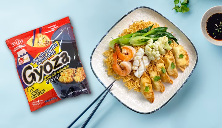 Dễ dàng kết hợp cùng các món khác như mì xào.