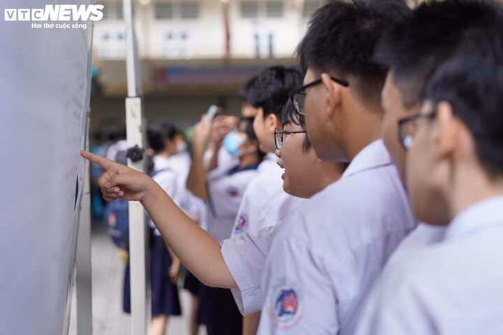 Thí sinh TP.HCM xác nhận nhập học trực tuyến từ 23/6 đến 25/6