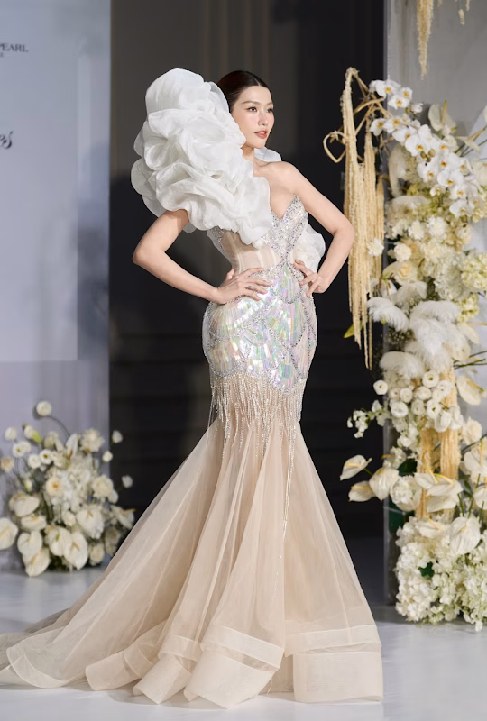 Thiết kế ấn tượng Thiết kế váy cưới của Kim Anh Lê
