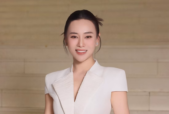 Phương Oanh trở lại màn ảnh Phương Oanh trở lại màn ảnh sau 4 năm vắng bóng