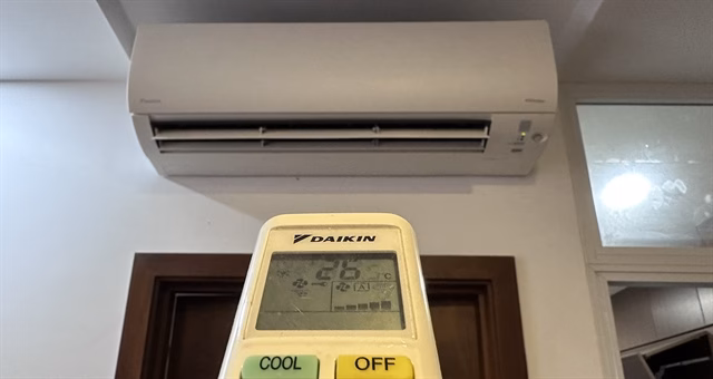 Nắng nóng làm tăng hóa đơn tiền điện Nắng nóng làm tăng hóa đơn tiền điện