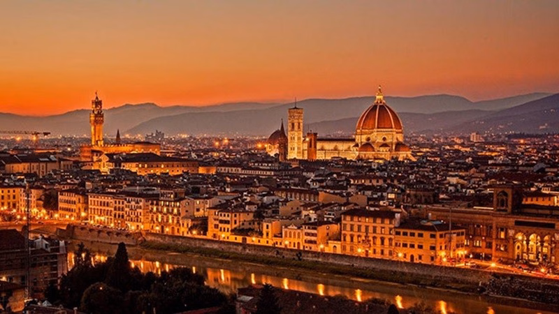 Thành phố châu Âu được xếp hạng cao nhất là Florence, ở Ý, đứng thứ 11. Đáng chú ý, Ý có ba thành phố lọt top 25 - quốc gia châu Âu duy nhất làm được điều này - cùng với Siena và thủ đô Rome cũng được khen ngợi.
