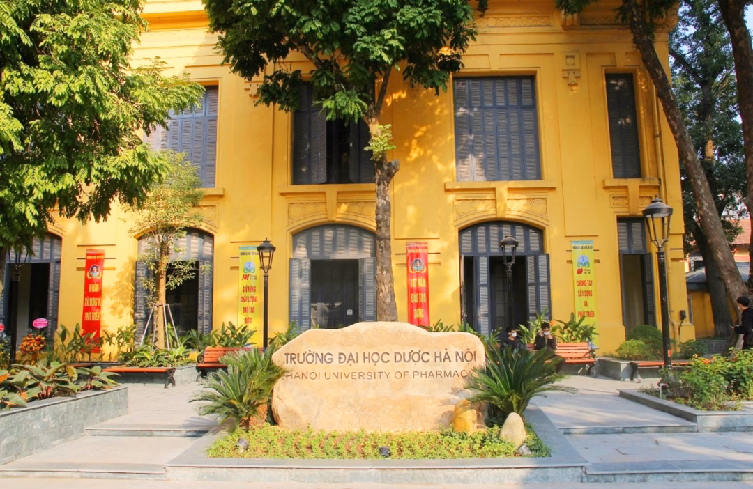 Đại học Dược H&agrave; Nội - trung t&acirc;m đ&agrave;o tạo dược sĩ