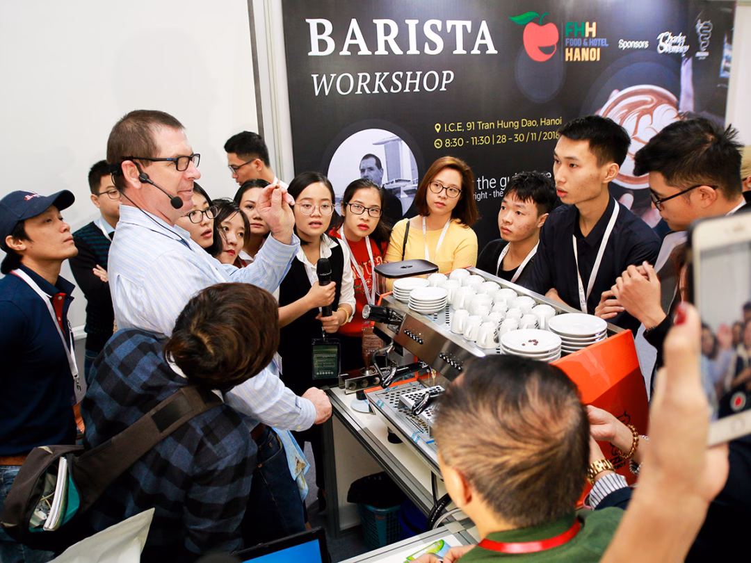 Triển l&atilde;m Food & Hotel Hanoi 2023 thu h&uacute;t doanh nghiệp quốc tế