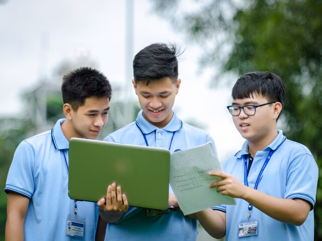 Cơ hội việc l&agrave;m v&agrave; mức lương ng&agrave;nh Kỹ thuật dữ liệu tại Việt Nam