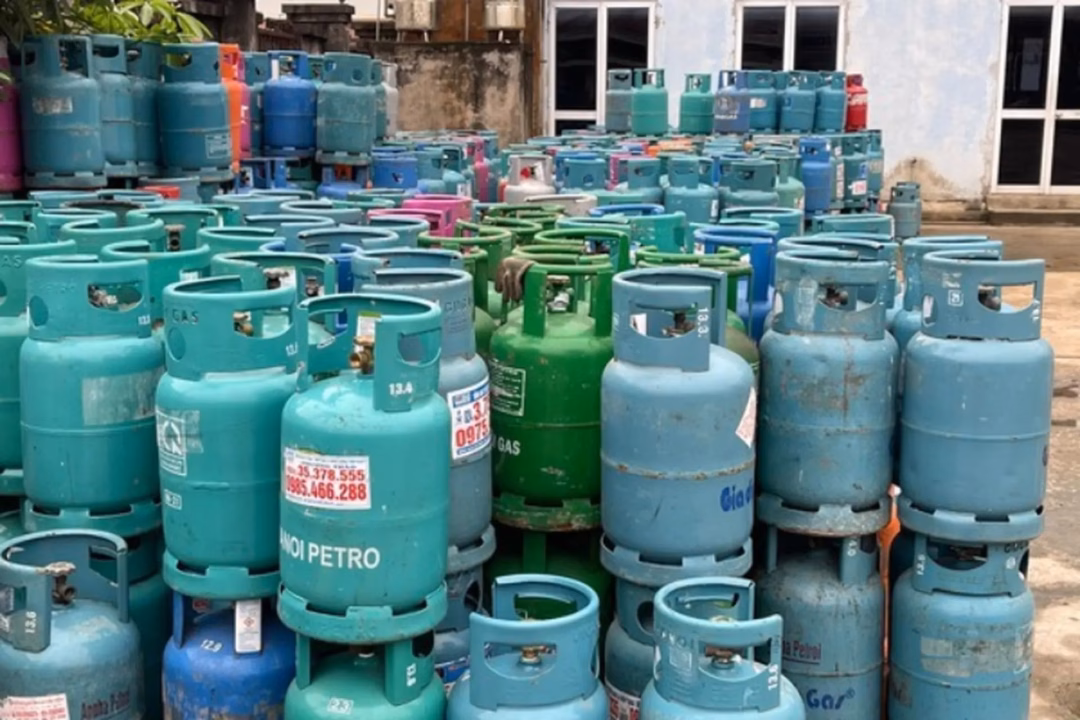 C&aacute;c đại l&yacute; gas đồng loạt giảm gi&aacute; s&acirc;u cho b&igrave;nh 12kg