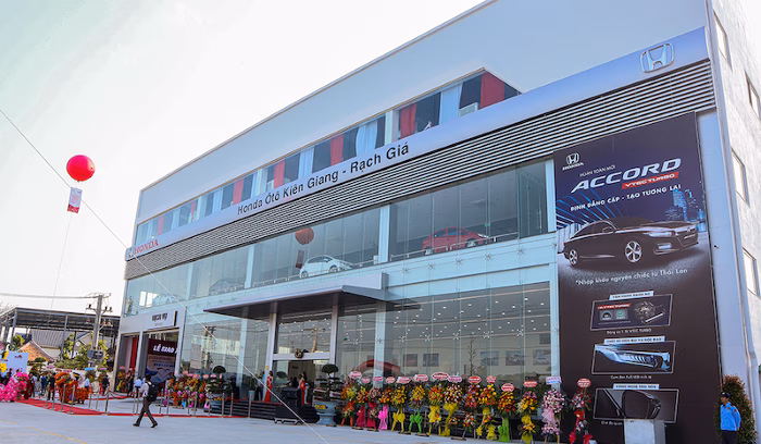 Hòa Bình Minh sở hữu chuỗi showroom ô tô Hòa Bình Minh sở hữu chuỗi showroom ô tô
