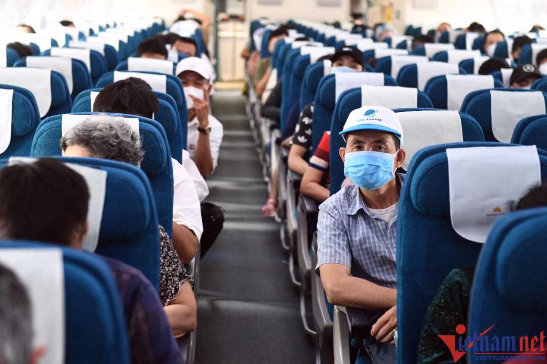 Đề xuất bỏ giá trần vé máy bay Đề xuất bỏ giá trần vé máy bay