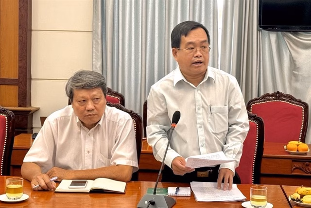 Ông Phạm Văn Hiền, Phó Giám đốc Trung tâm Tư vấn pháp luật LĐLĐ TP.HCM Ông Phạm Văn Hiền chia sẻ tại hội thảo