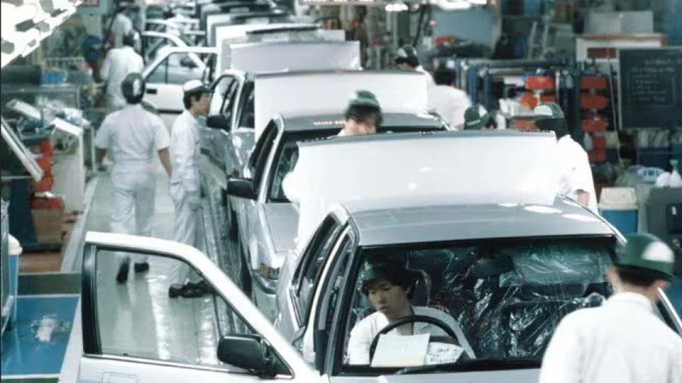 Trump áp thuế 30% đối với xe nhập khẩu từ EU và Mexico từ 1/8