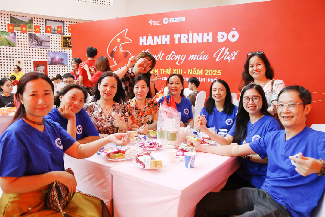 Hiến máu “Giọt hồng tri ân” – Lan tỏa nghĩa cử cao đẹp