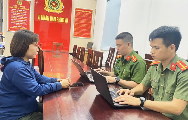 Triệu tập 3 người phát tán tin sai về vỡ đập thủy điện Bản Vẽ Triệu tập thêm 3 người phát tán tin vỡ đập thủy điện Bản Vẽ - Ảnh 3.