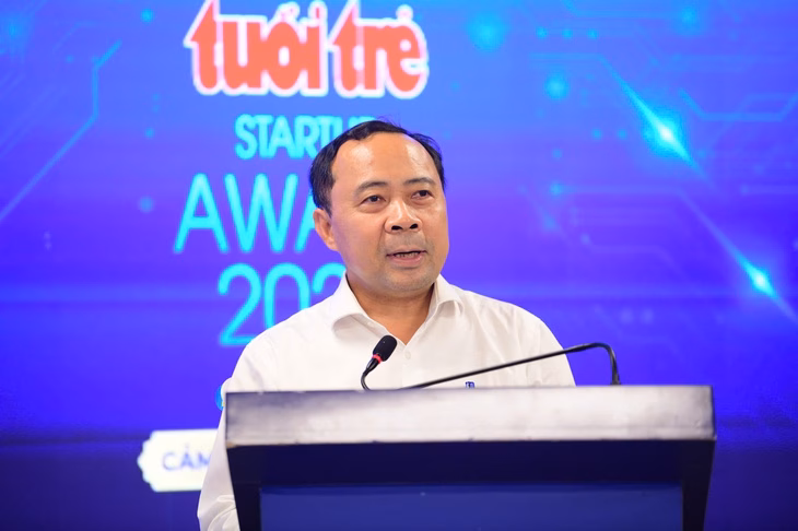 Tuổi Trẻ Startup Award 2025: Khơi dậy sức mạnh của AI trong khởi nghiệp PGS.TS Vũ Hải Quân - ủy viên Ban Chấp hành Trung ương Đảng, giám đốc Đại học Quốc gia TP.HCM - Ảnh: QUANG ĐỊNH