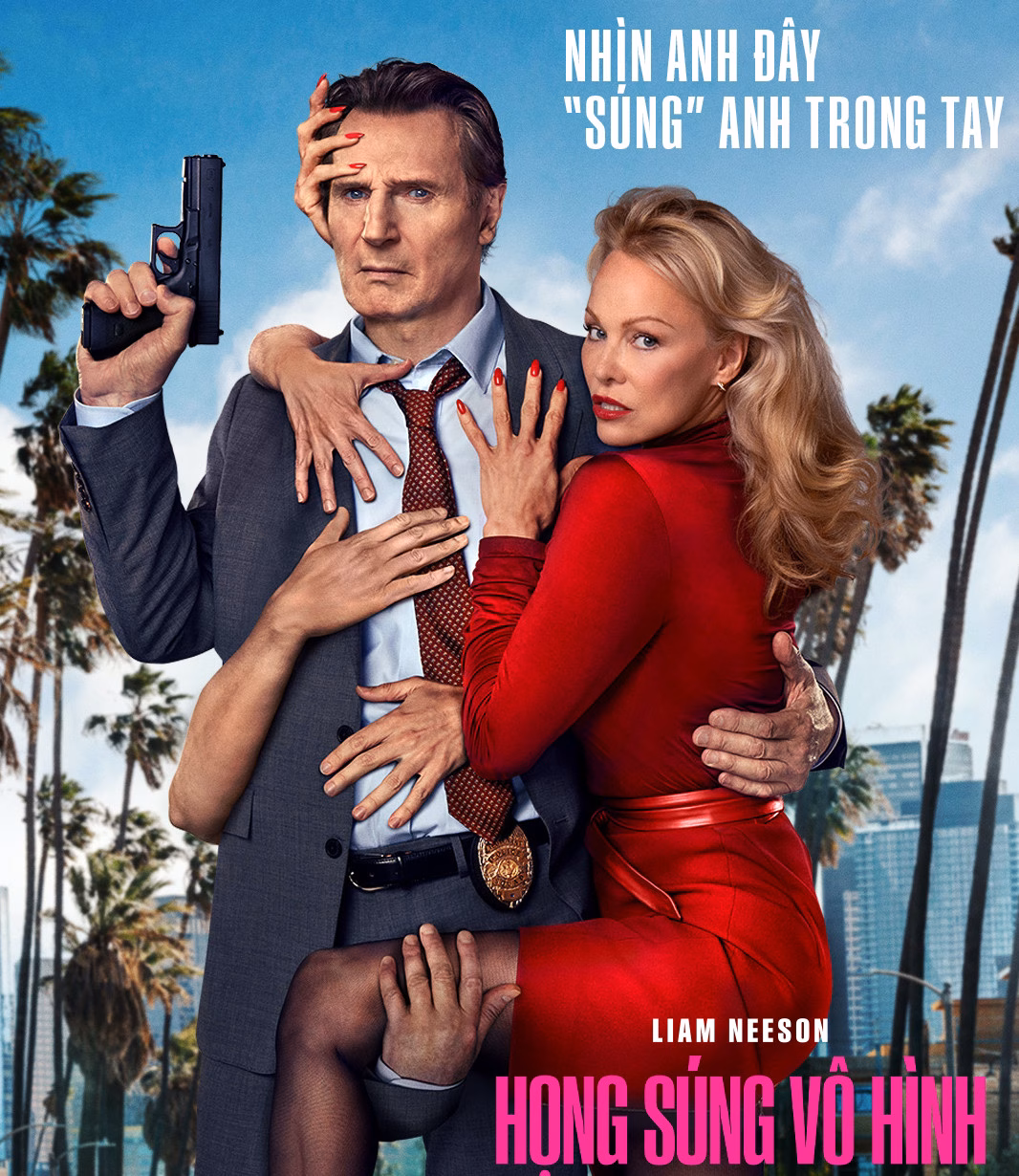 Liam Neeson và Pamela Anderson từng yêu kín với chênh lệch 15 tuổi "Họng súng vô hình" ra rạp Việt từ 1/8.