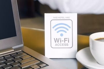 Lướt web an toàn với Wi-Fi công cộng bằng cách nào? kết nối wi-fi công cộng có bị hack không hình ảnh 2