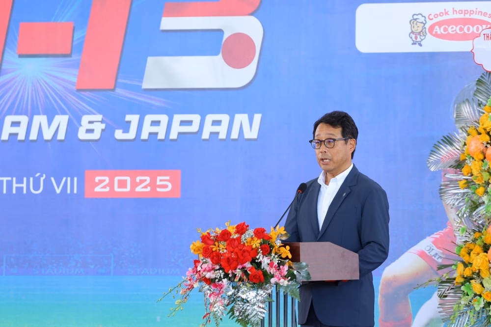 Ban gi&aacute;m khảo v&agrave; Ban tổ chức giải U‑13