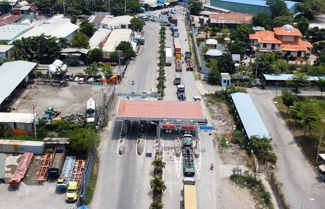 BOT Ph&uacute; Hữu