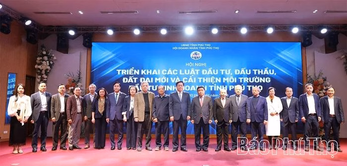 Ph&oacute; Thủ tướng Nguyễn Ch&iacute; Dũng tại hội nghị